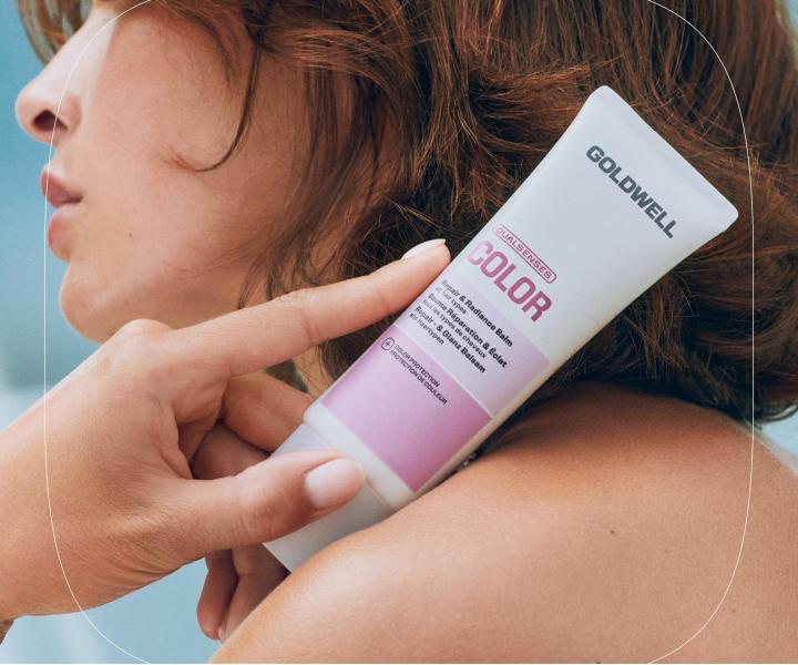 Regenera�n� bezoplachov� balzam pre �iariv� farbu a lesk vlasov Goldwell Dualsenses Color Repair & Radiance Balm - 75 ml