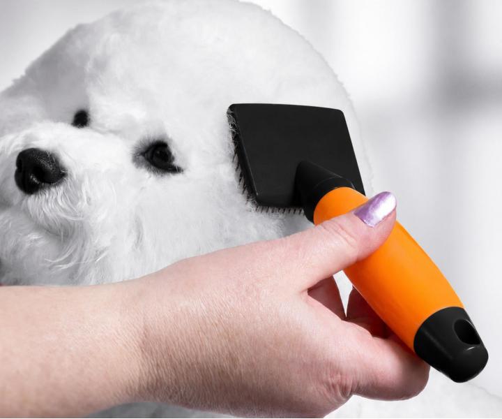 Roz�es�vacia ploch� kefa na zvieraciu srs� Wahl Slicker Brush