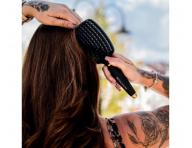 Kefa na roz�es�vanie a f�kanie vlasov s divia��mi a nylonov�mi �tetinami Sister Young Ovia Hair Brush - �ierna