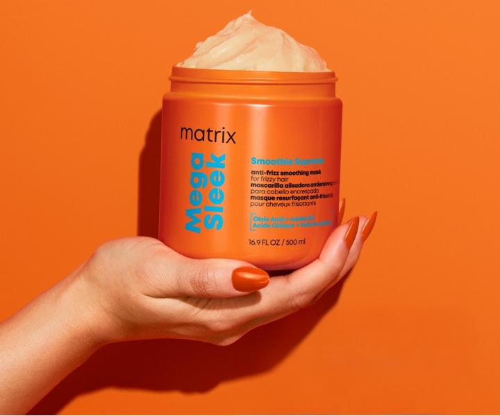 Uhladzuj�ca maska pre nepoddajn� vlasy Matrix Mega Sleek Smoothie Supreme Smoothing Mask - 500 ml