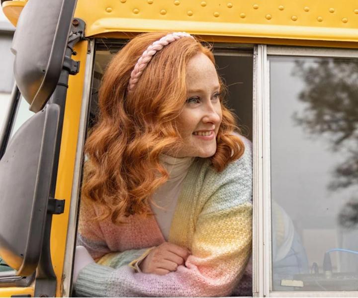 elenka do vlasov Invisibobble Hairhalo Retro Dreamin' Eat, Pink and be Merry - ruov