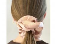 Ozdobn� sat�nov� gumi�ka do vlasov Sister Young Scrunchie Lilu Champagne - �ampa�