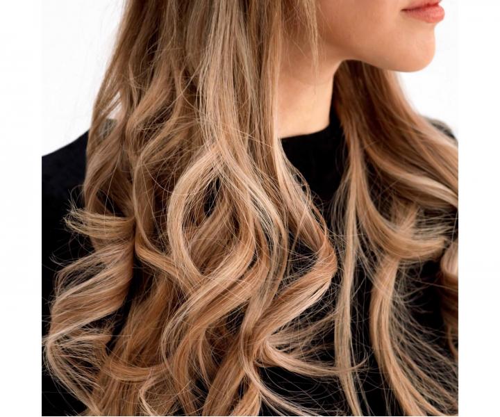 Multifunk�n� teplovzdu�n� kefa na vlasy Cera Pro Multi-Airstyler RM-HSC98 - 1100 W, �ierna