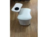 Manik�rne a pedik�rne stol�k - 3 z�suvky baz�r